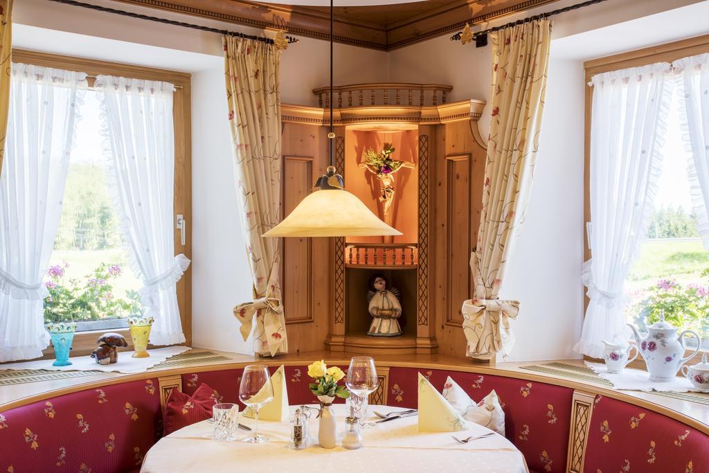 Gasthaus Zum Kreuz Sankt Märgen Eksteriør bilde